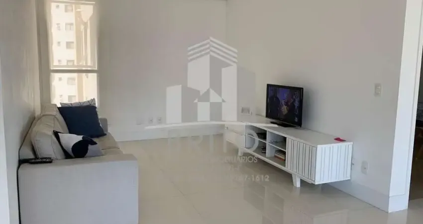Apartamento com 4 suítes, 4 vagas fixas, varanda gourmet com vidros, sala de estar, sala de jantar, sala de TV, elevador privativo