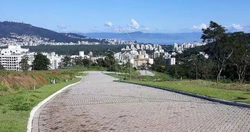 Terreno à venda no Itacorubi, Florianópolis