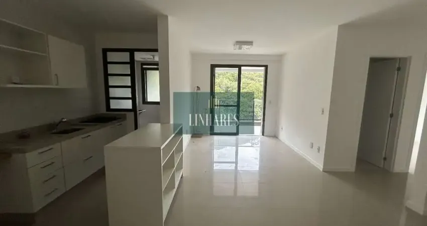 Apartamento 2 dormitórios sendo uma suíte - itacorubi - florianópolis
