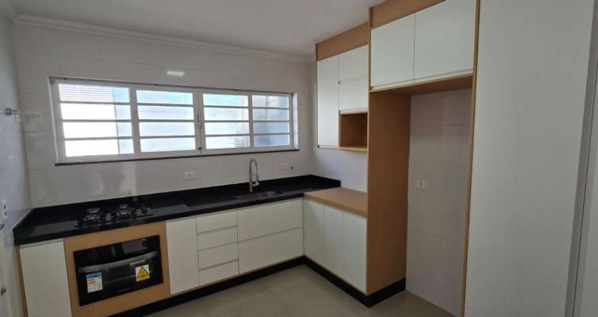 Casa Térrea para Locação em Mogi das Cruzes, Vila Oliveira, 2 dormitórios, 2 banheiros, 2 vagas