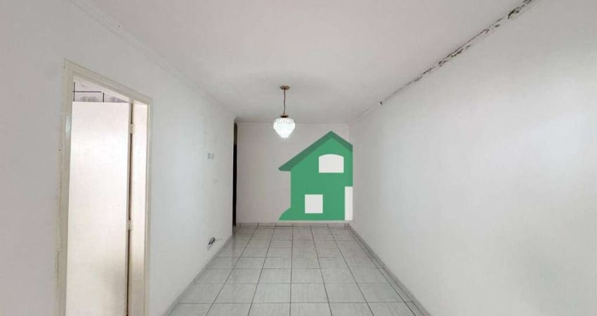 Casa para alugar com 3 dormitórios para alugar, 80 m² por R$ 2.600/mês - Conjunto Residencial Trinta e Um de Março - São José dos Campos/SP
