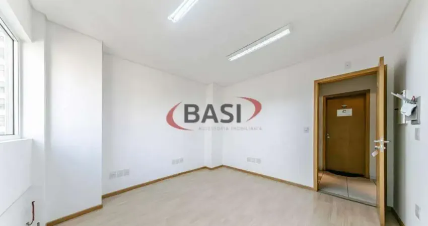 Sala comercial para alugar na Rua Emiliano Perneta, 390, Centro, Curitiba