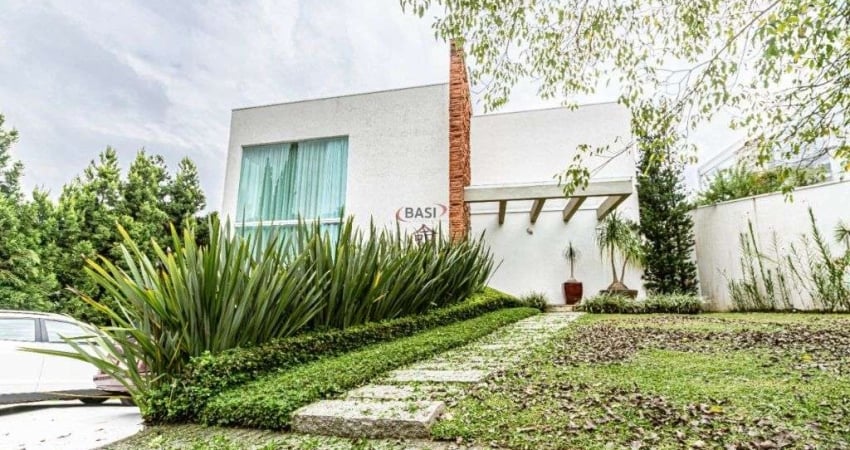 Casa no West Side lll, lago e condominio clube