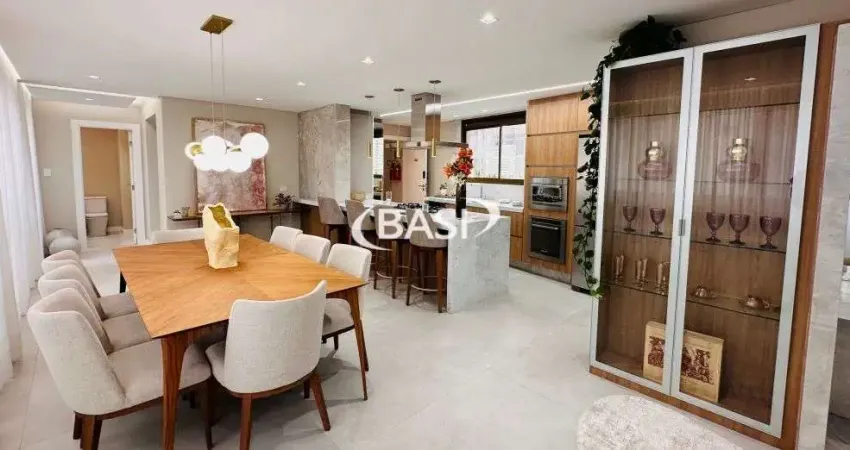 Duplex todo mobiliado e decorado, 3 suites,  4 vagas