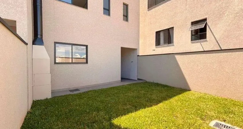 SOBRADO A VENDA NO BAIRRO NOVO MUNDO (COM AMPLO QUINTAL NOS FUNDOS E FRENTE)