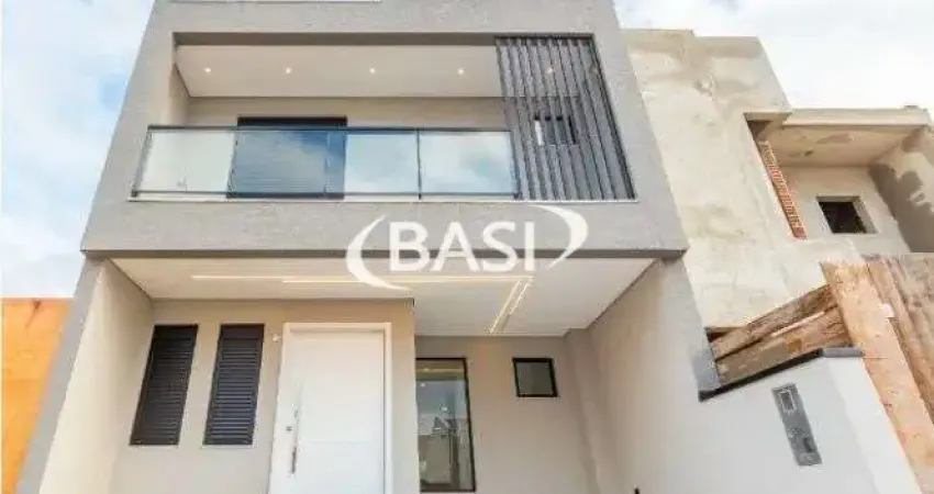 Casa de 3 dormitorios em condominio no Campo de Santana, Curitiba