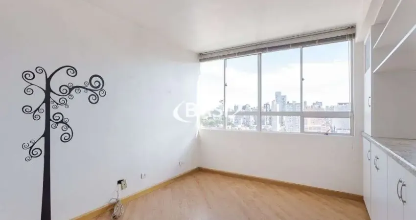 Apartamento de 1 dormitorio a Venda no Centro de Curitiba (com vaga de garagem)