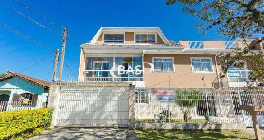 Amplo Sobrado Triplex no Hauer – 2 Residencias em 1 Imovel, Ideal para Moradia e/ou Investimento!
