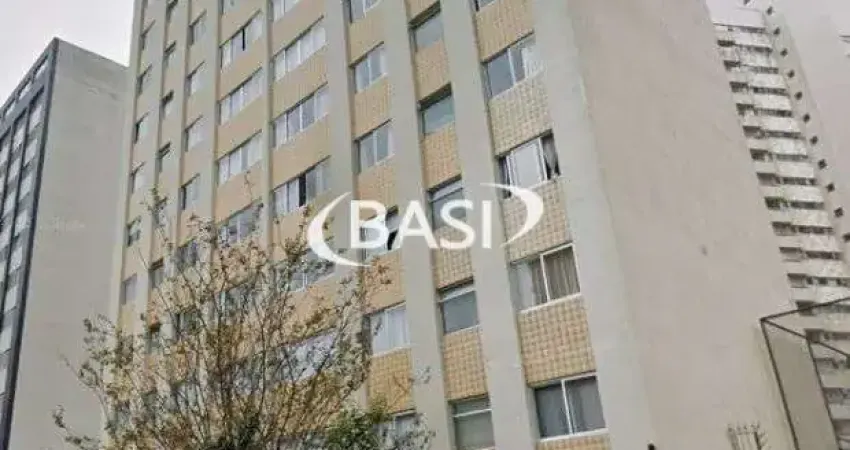 Apartamento andar alto, face norte, ha 2 quadras da praca do japao