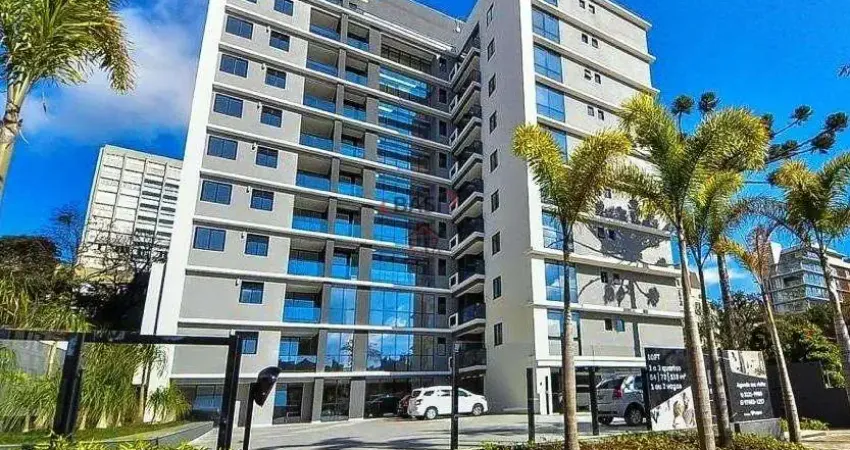 Cobertura com 2 dormitorios, 1 suite em otima localizacao no batel