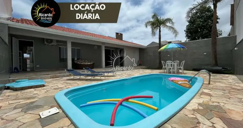 Casa para alugar na Rua Suíça, 442, Atami, Pontal do Paraná