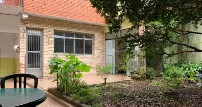 Casa com 5 quartos à venda na Rua Frei Gaspar, --, Mooca, São Paulo