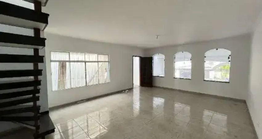 Casa com 3 quartos para alugar na Joao Vieira De Carvalho, --, Jardim Avelino, São Paulo