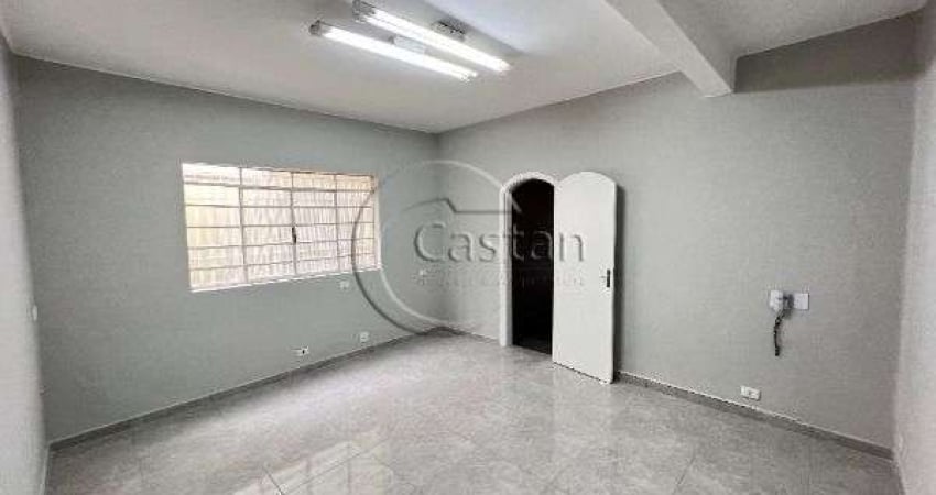 Casa com 2 quartos para alugar na Rua dos Capitães Mores, --, Mooca, São Paulo