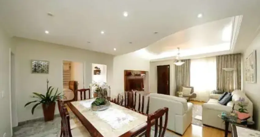 Casa com 6 quartos à venda na Rua José Macedo, --, Parque São Lucas, São Paulo