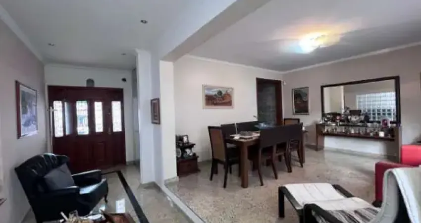 Casa com 3 quartos à venda na Rua Rui Martins, --, Mooca, São Paulo