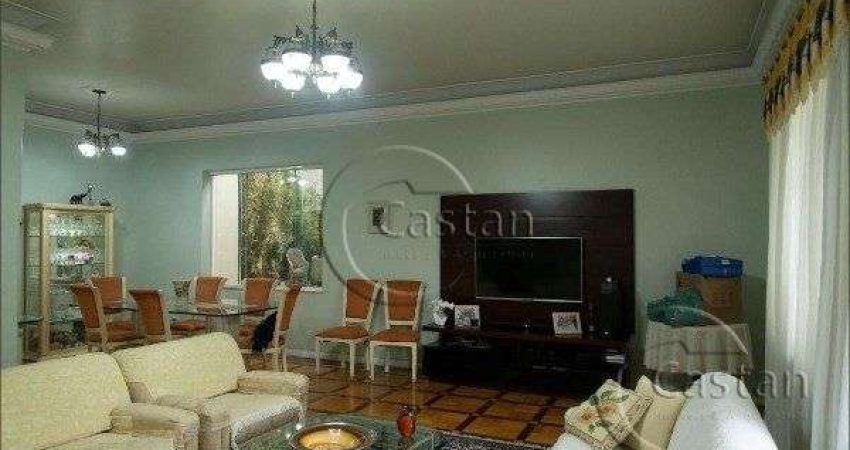 Casa com 4 quartos para alugar na Rua Inácio, --, Vila Prudente, São Paulo
