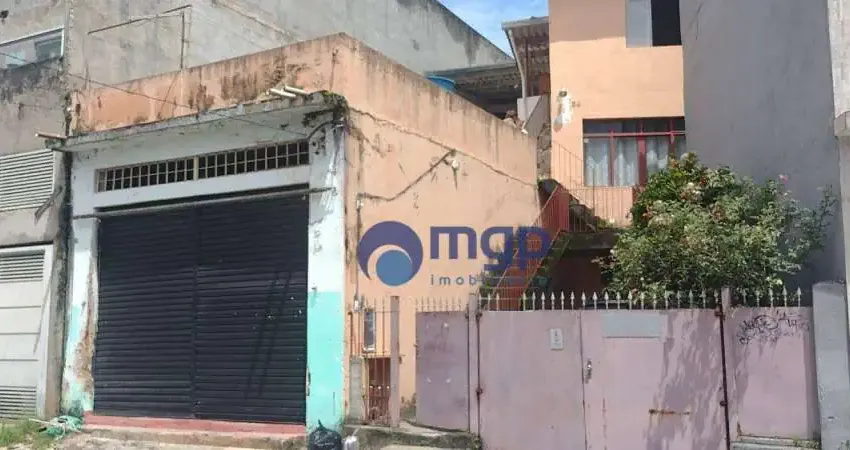 Sobrado à venda com 2 imóveis, 102 m² - Vila Gustavo