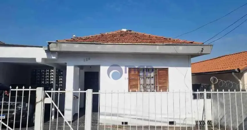 Casa com 5 quartos à venda na Rua Andaçu, 190, Vila Paiva, São Paulo