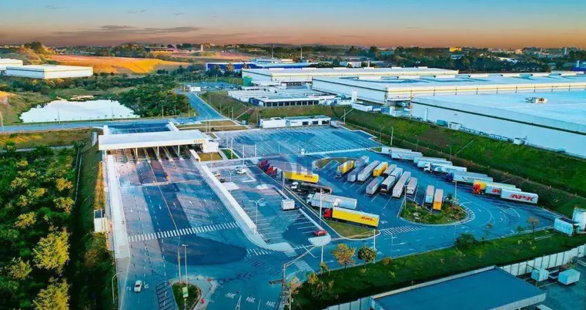 Barracão / Galpão / Depósito para alugar na Avenida Júlia Gaiolli, 740, Cidade Aracilia, Guarulhos