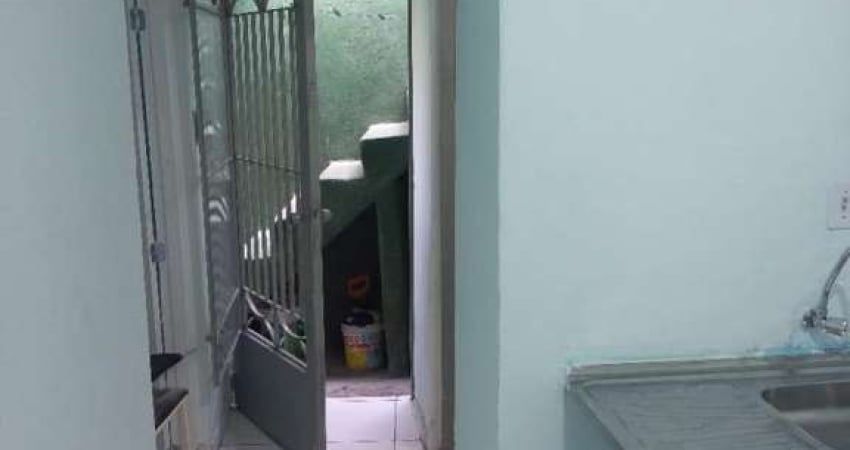 Casa para Locação em São Paulo, Vila Rio Branco, 1 dormitório, 1 banheiro