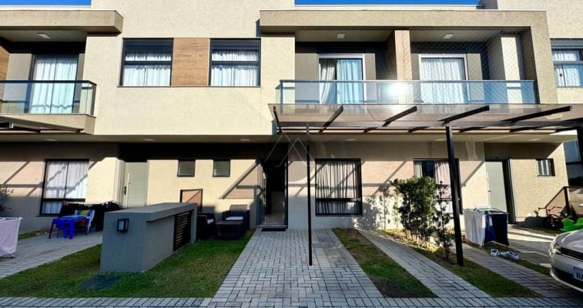 Sobrado Moderno e Totalmente Decorado - Condomínio Fechado a venda no Boqueirão