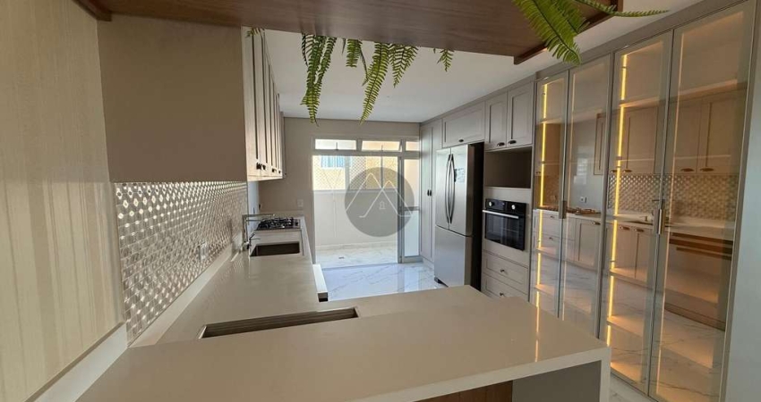 Apartamento semi mobiliado com 4 vagas a venda no Centro de São José dos Pinhais.