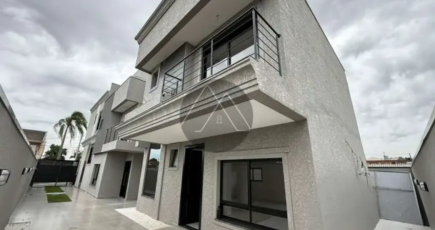 Sobrado triplex à venda no uberaba – 3 suítes | terraço | 2 vagas