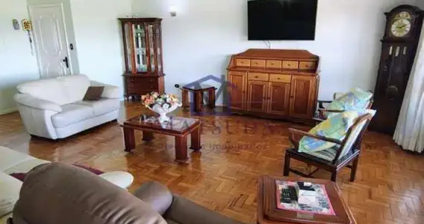 Apartamento com 4 quartos para alugar na Avenida Madre Thereza 519, Centro, São José dos Campos