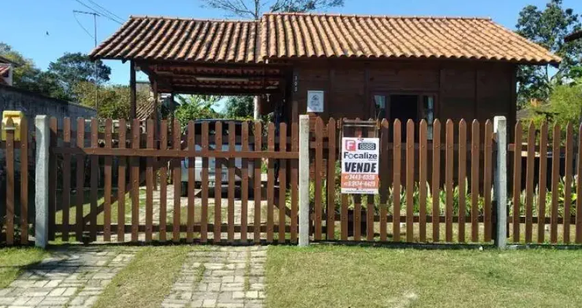Casa com 2 quartos à venda na Rua das Goiabeiras, 303, Bamerindus, Itapoá