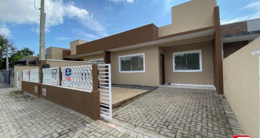 Casa com 2 quartos à venda na Rua Carlos Drummond de Andrade, Centro, Itapoá