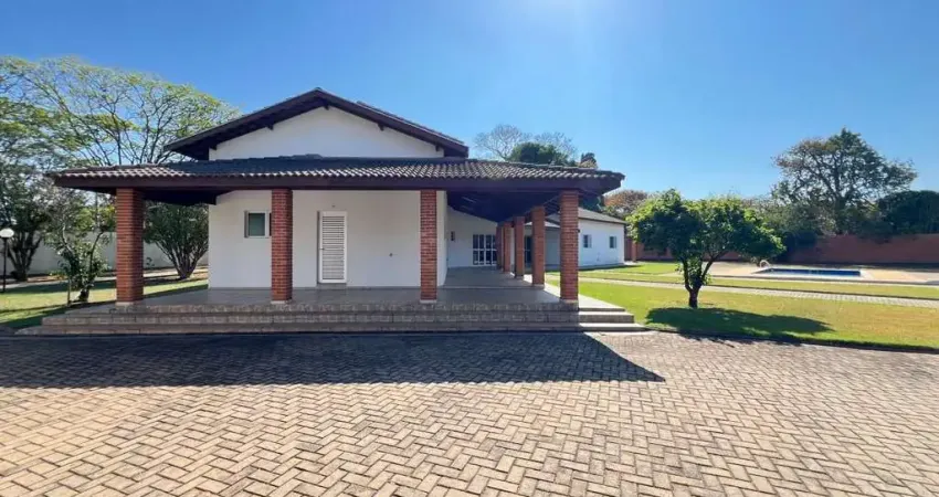 Chácara à venda no condomínio vale das laranjeiras com 04 dormitórios sendo 01 suíte - indaiatuba/sp.