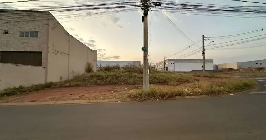 Terreno a venda no distrito industrial - park comercial na cidade de indaiatuba-sp.