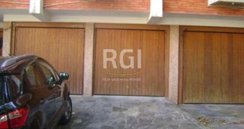 Apartamento para Venda - 105.8m², 3 dormitórios, sendo 1 suites, 2 vagas - Petró