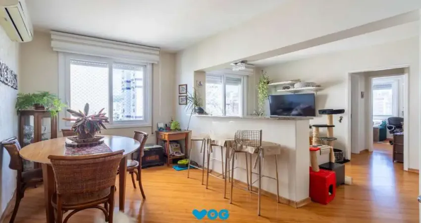 Apartamento com 2 dormitórios e 1 vaga de garagem no Bairro Santana