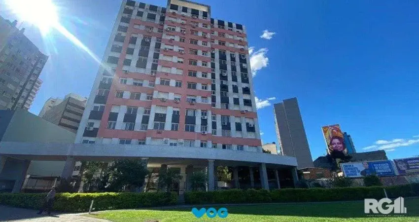 APTO 2 DORM MOBILIADO COM GAR. ED. PORT.ELEV. - CENTRO HISTÓRICO
