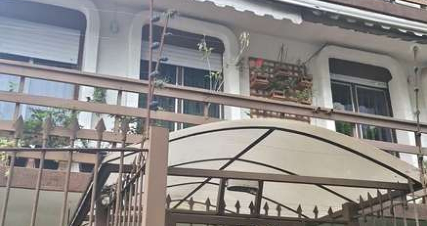 Condomínio Edifício Mediterrâneo Apartamento 2 dormitórios no Bairro Petrópolis
