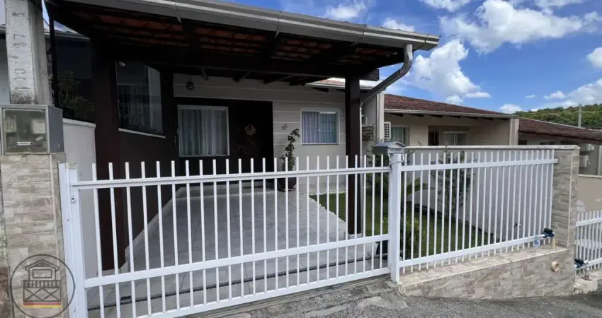 Casa com 2 quartos à venda no Velha Central, Blumenau 