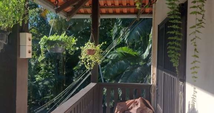 Casa com 4 quartos à venda no Velha, Blumenau 