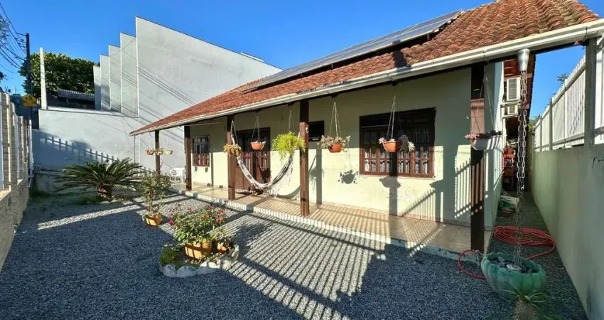 Casa com 4 quartos à venda no Velha, Blumenau