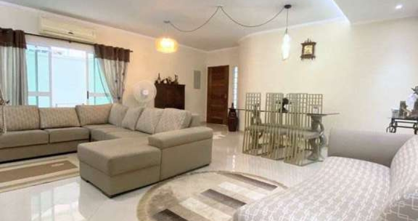 Casa com 3 quartos, Campo Grande, Santos - R$ 1.6 mi, Cod: 2048