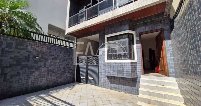 Casa com 4 quartos para alugar na Rua Pernambuco, 61, Gonzaga, Santos