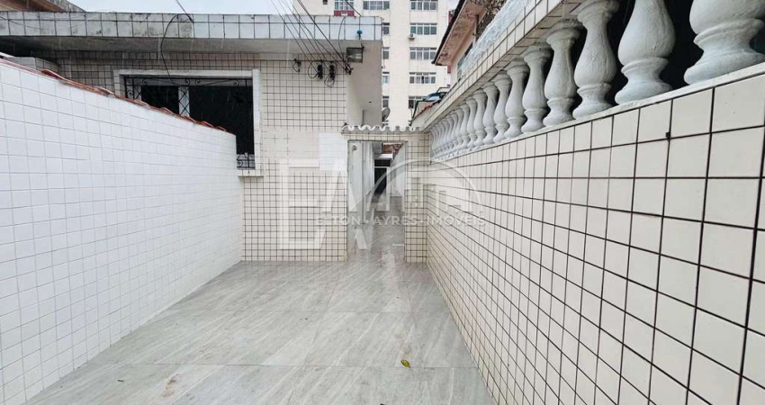 Casa com 2 quartos para alugar na Rua Liberdade, 47, Boqueirão, Santos