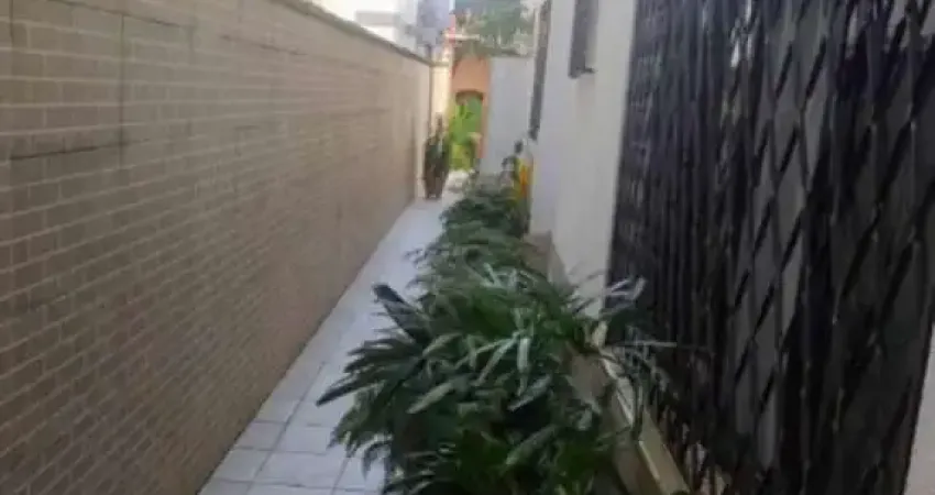Casa à venda, 3 quartos, 1 suíte, 2 vagas, Boqueirão - Santos/SP