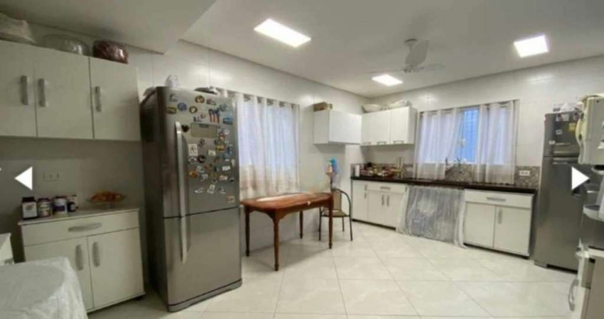 Sobrado à venda, 4 quartos, 1 suíte, 2 vagas, Ponta da Praia - Santos/SP