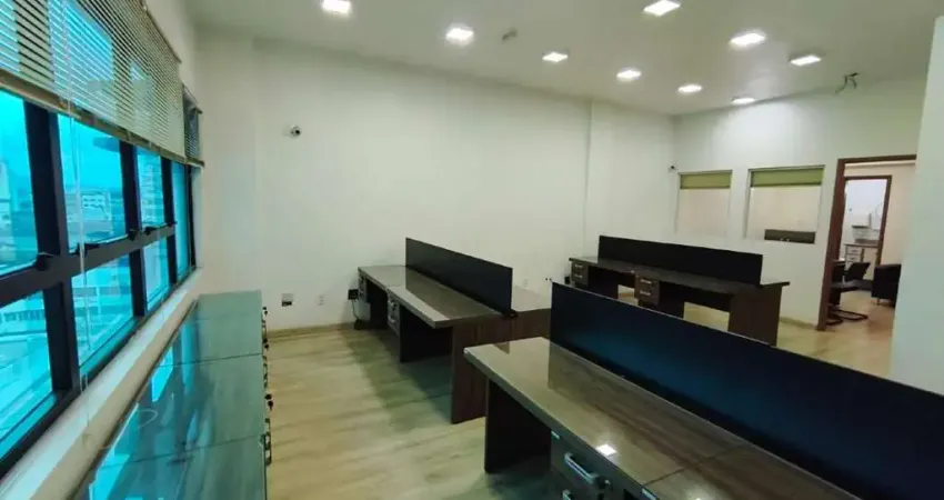 Sala comercial para alugar na Avenida São Francisco, 65, Centro, Santos