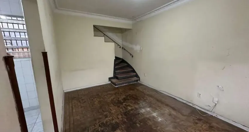 Casa com 2 quartos à venda na Rua Álvaro Pinto da Silva Novais, 38, Macuco, Santos