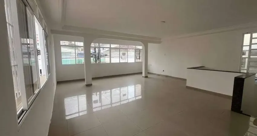 Casa para aluguel, 3 quartos, 1 suíte, 1 vaga, Ponta da Praia - Santos/SP