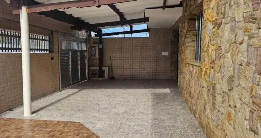Casa com 3 quartos à venda na Rua Doutor Fernando Costa, 216, Vila Valença, São Vicente