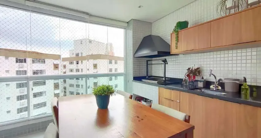 Apartamento com 2 dormitorios e lazer completo a venda no bairro do Gonzaga em Santos/Sp.